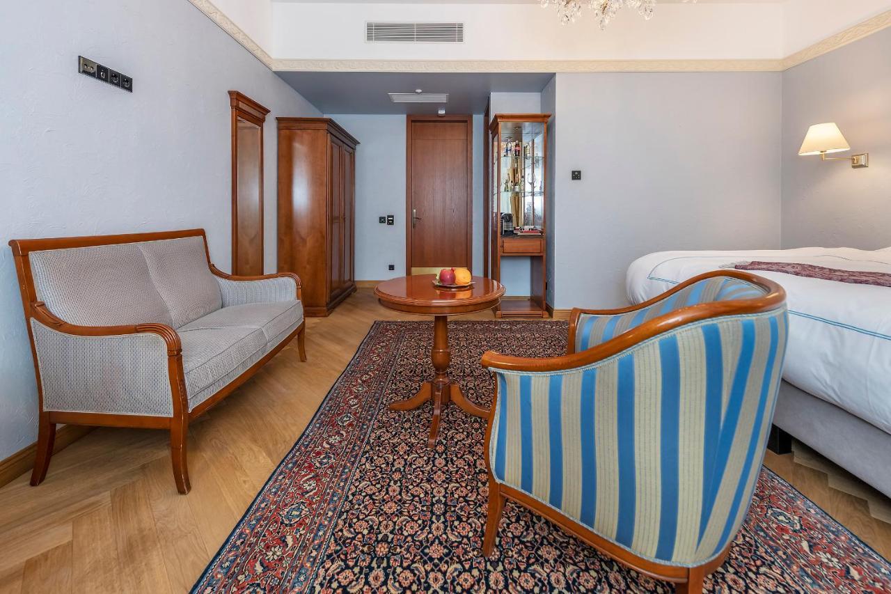 Grotthuss Boutique Hotel Vilnius Ngoại thất bức ảnh