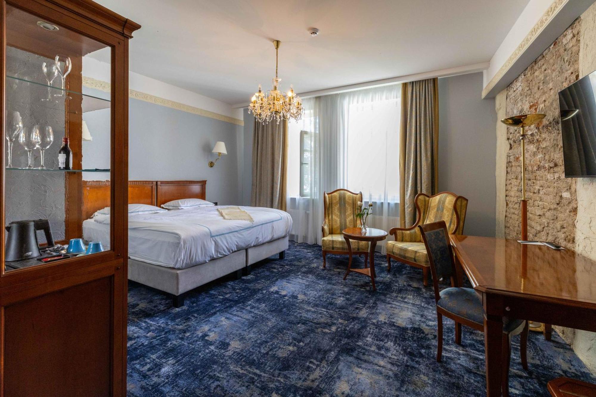 Grotthuss Boutique Hotel Vilnius Ngoại thất bức ảnh